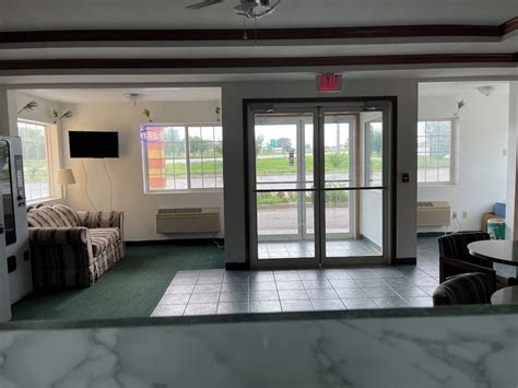 hotels in peculiar mo|highland inn peculiar mo.